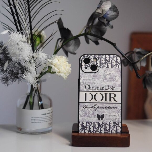 Cream iPhone16 Case - Picture 1 of 2